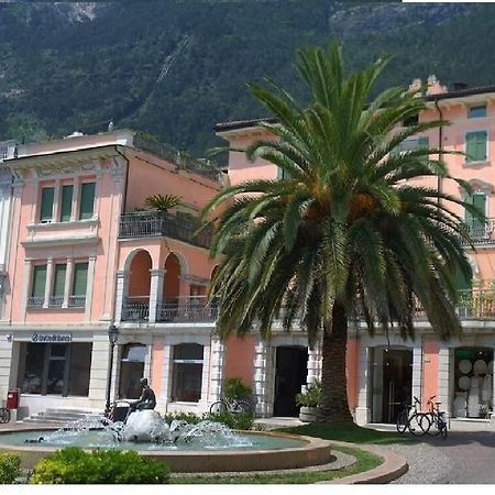 Villa Aranci Downtown Riva del Garda Exterior photo